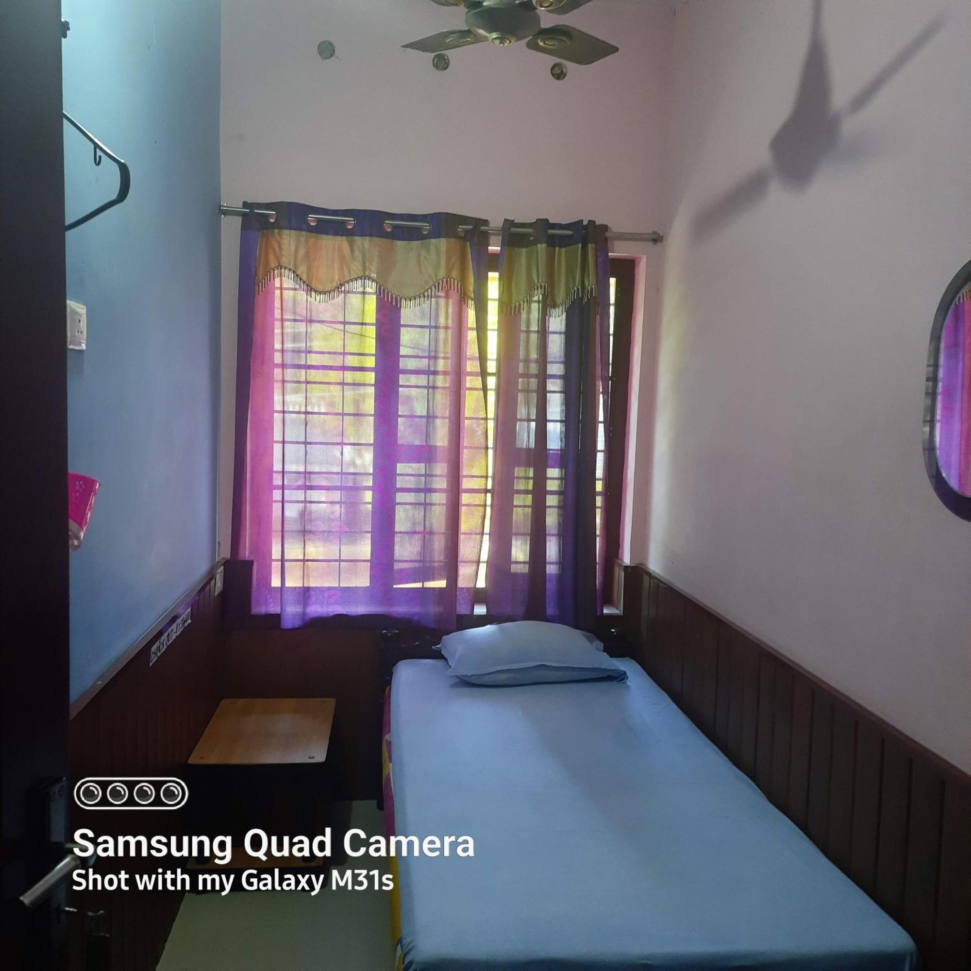 Navendu Homestay アーラップーザ県 部屋 写真
